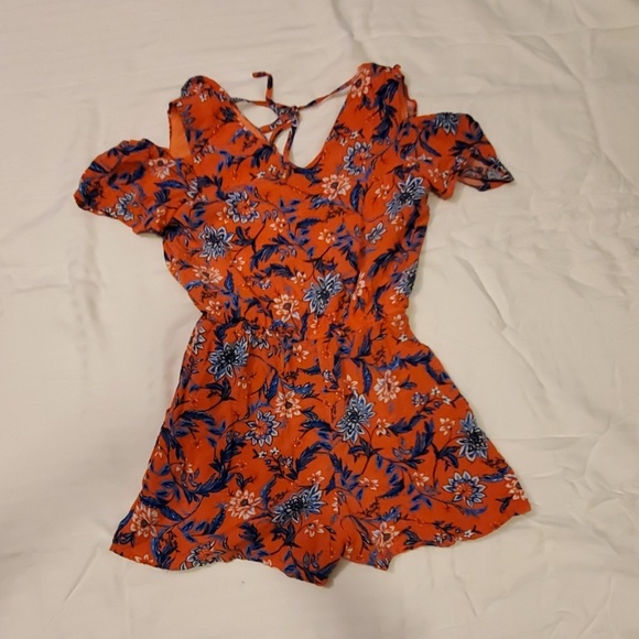 Romper - Picture 2 of 2